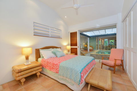 [ ANDY'S BEACH HOUSE ] - Hervey Bay Accommodation 25