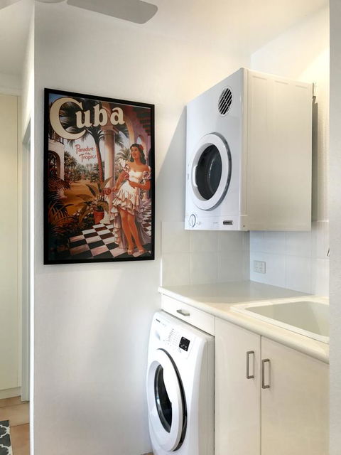 [ ANDY'S BEACH HOUSE ] - Hervey Bay Accommodation 37