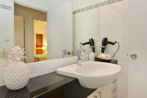 [ ANDY'S BEACH HOUSE ] - Hervey Bay Accommodation 28