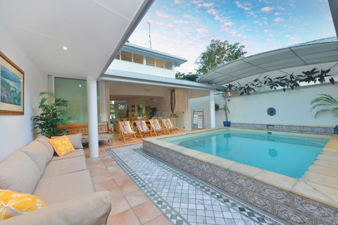 [ ANDY'S BEACH HOUSE ] - Hervey Bay Accommodation 17
