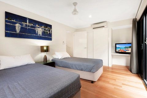 Shorelines - Hervey Bay Accommodation 7