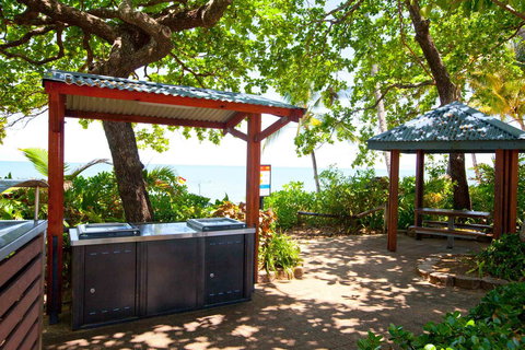 Trinity Beach Pacific - Hervey Bay Accommodation 24