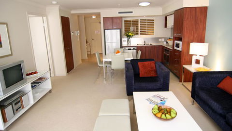Mantra Towers Of Chevron - Tourism Hervey Bay 15