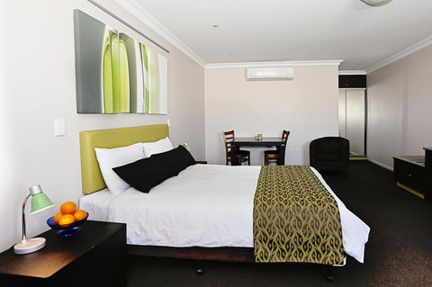 Drovers Motor Inn - Tourism Hervey Bay 9