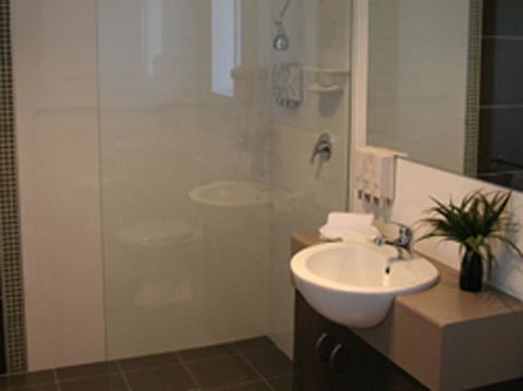 Drovers Motor Inn - Tourism Hervey Bay 4