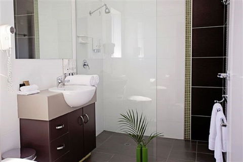 Drovers Motor Inn - Tourism Hervey Bay 5
