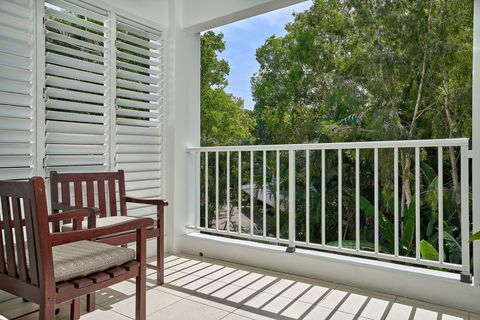 Palm Cove Paradise - Couples Spa Beach Getaway - Tourism Hervey Bay 10