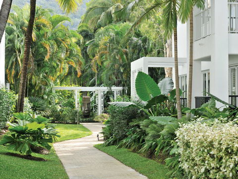 Palm Cove Paradise - Couples Spa Beach Getaway - Tourism Hervey Bay 19