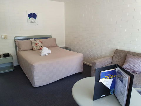 Dalby Manor Motor Inn - Tourism Hervey Bay 7