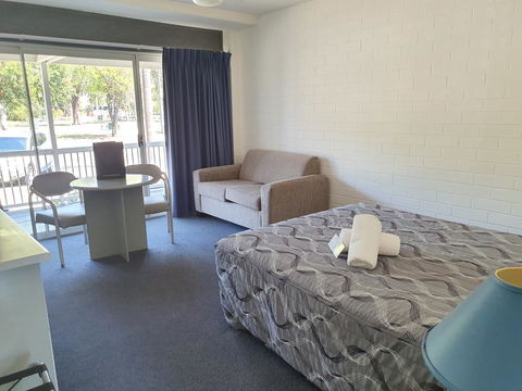 Dalby Manor Motor Inn - Tourism Hervey Bay 1