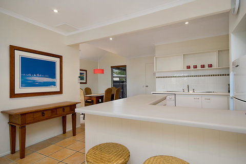Skippers Cove Waterfront Resort - Hervey Bay Accommodation 16