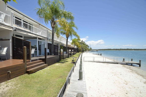 Skippers Cove Waterfront Resort - Hervey Bay Accommodation 22
