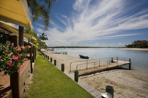 Skippers Cove Waterfront Resort - Hervey Bay Accommodation 2