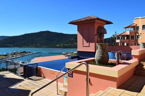 Martinique Whitsunday Resort - Hervey Bay Accommodation 30