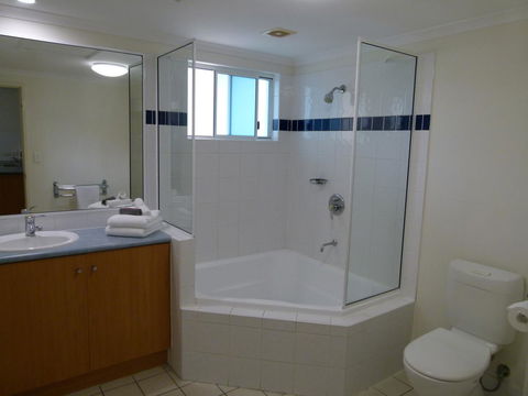 Madison Ocean Breeze Apartments - Hervey Bay Accommodation 34