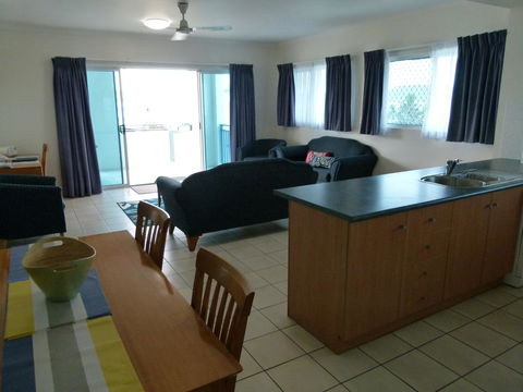 Madison Ocean Breeze Apartments - Hervey Bay Accommodation 25