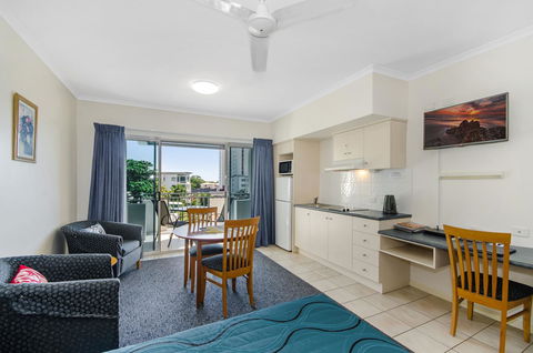 Madison Ocean Breeze Apartments - Hervey Bay Accommodation 11