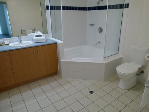 Madison Ocean Breeze Apartments - Hervey Bay Accommodation 33
