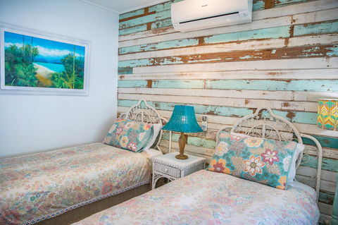 Jamaica Beach House - Hervey Bay Accommodation 22