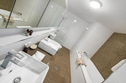 Empire Apartment Hotel Rockhampton - Hervey Bay Accommodation 14