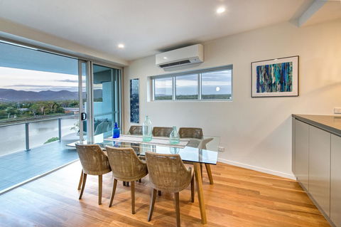 Empire Apartment Hotel Rockhampton - Hervey Bay Accommodation 10