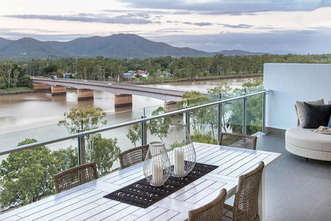 Empire Apartment Hotel Rockhampton - Hervey Bay Accommodation 8