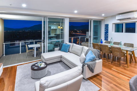 Empire Apartment Hotel Rockhampton - Hervey Bay Accommodation 4