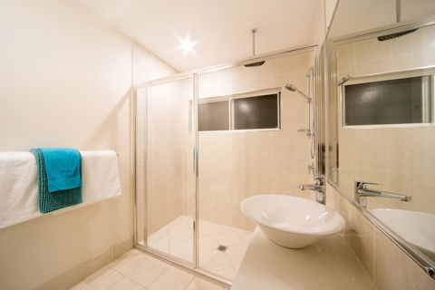 Whitsunday Luxury Homes - Hervey Bay Accommodation 20
