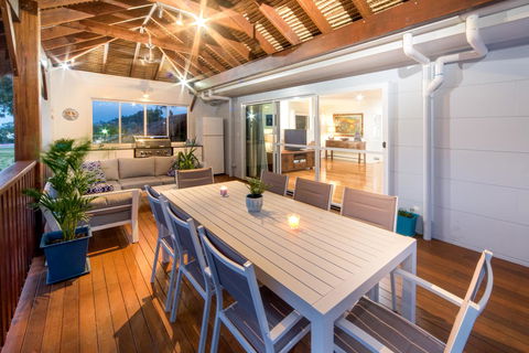 Whitsunday Luxury Homes - Hervey Bay Accommodation 1