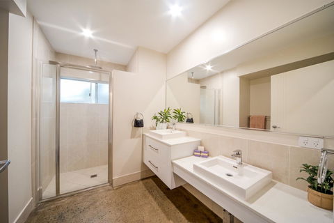 Whitsunday Luxury Homes - Hervey Bay Accommodation 33