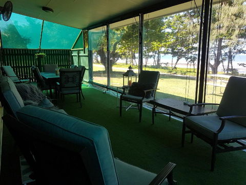 King Reef Resort - Hervey Bay Accommodation 14