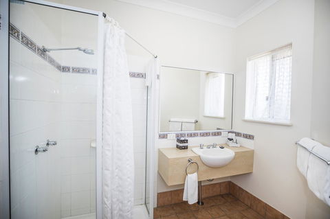 Emerald Maraboon Motor Inn - Hervey Bay Accommodation 42