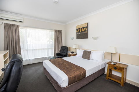 Emerald Maraboon Motor Inn - Hervey Bay Accommodation 37