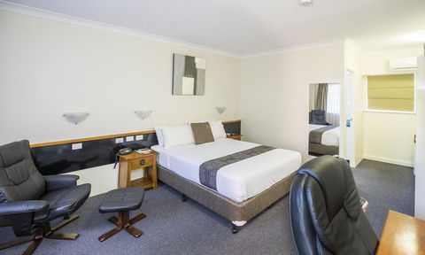Emerald Maraboon Motor Inn - Hervey Bay Accommodation 23