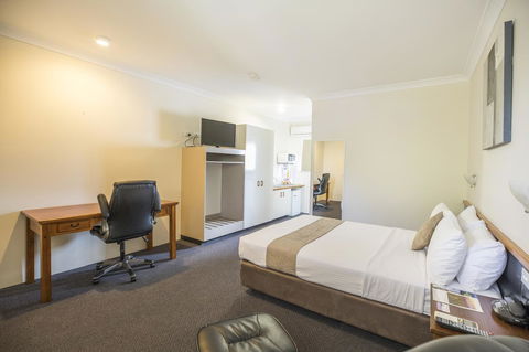 Emerald Maraboon Motor Inn - Hervey Bay Accommodation 32