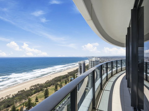 Oracle Resort Broadbeach - Gclr - Hervey Bay Accommodation 18