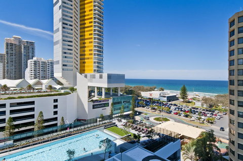 Oracle Resort Broadbeach - Gclr - Hervey Bay Accommodation 1