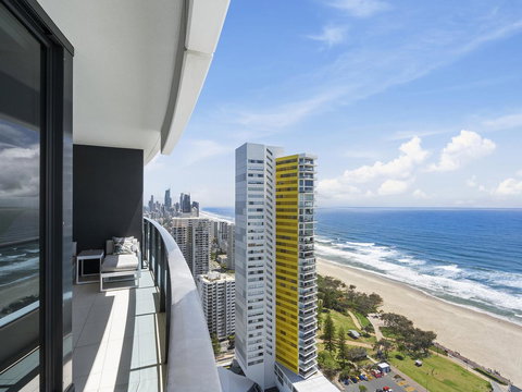 Oracle Resort Broadbeach - Gclr - Hervey Bay Accommodation 17