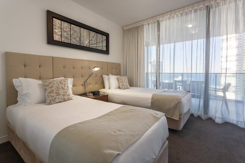 Oracle Resort Broadbeach - Gclr - Hervey Bay Accommodation 36