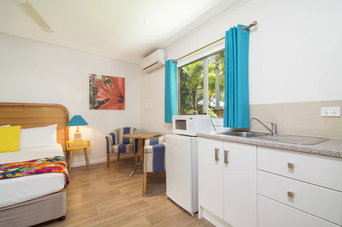 Port Douglas Motel - Hervey Bay Accommodation 38