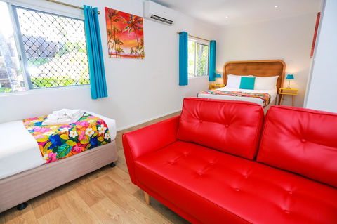 Port Douglas Motel - Hervey Bay Accommodation 5