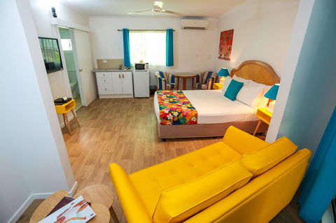 Port Douglas Motel - Hervey Bay Accommodation 19