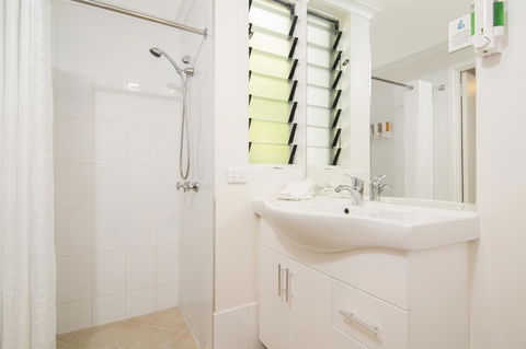 Port Douglas Motel - Hervey Bay Accommodation 42