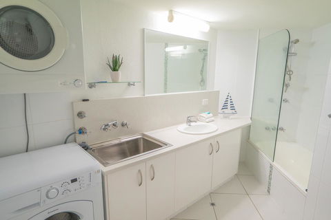 Mandolin Beachfront Resort - Tourism Hervey Bay 25