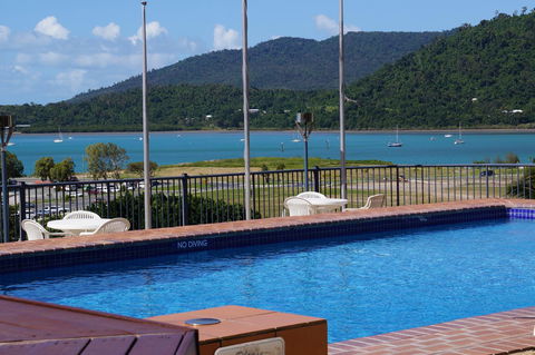 Ocean Views At Whitsunday Terraces Resort - Tourism Hervey Bay 3