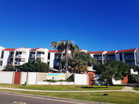 Casablanca Beachfront Apartments - Tourism Hervey Bay 7