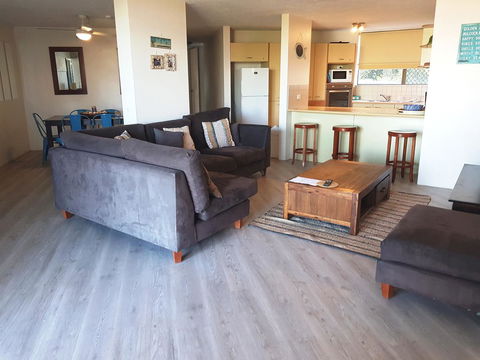Casablanca Beachfront Apartments - Tourism Hervey Bay 5