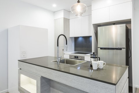 Boardwalk Burleigh Beach - Official - Hervey Bay Accommodation 38