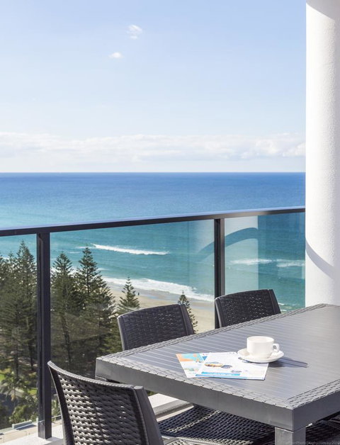 Boardwalk Burleigh Beach - Official - Hervey Bay Accommodation 24