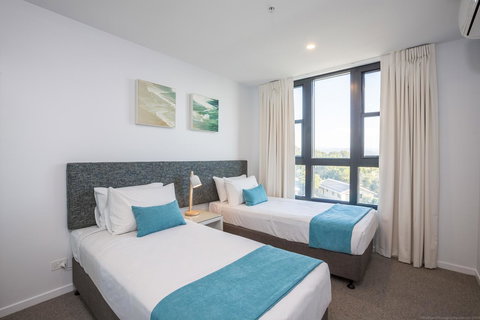 Boardwalk Burleigh Beach - Official - Hervey Bay Accommodation 40
